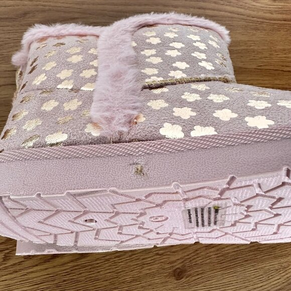 🦋Girls Winter Boots Sz 5 Flower Rose Gold Metallic Butterfly Faux-Fur Slipper🦋 - Picture 5 of 9